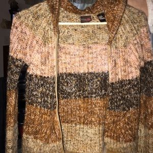 Price drop Hooded Zip-up BKE Sweater